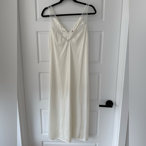 VINTAGE Gilead white sheer Nightgown - Picture 2 of 9